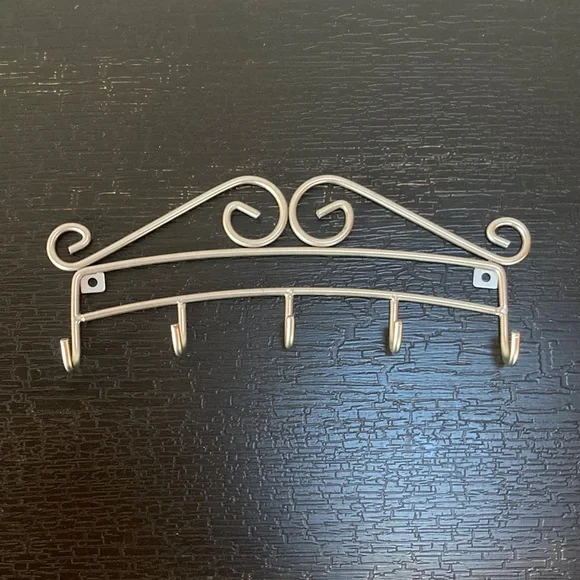 Elegant Silver Wall Hook Rack - Picture 1 of 5